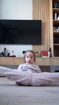 Задание от подписчицы: как сесть в лягушку💖