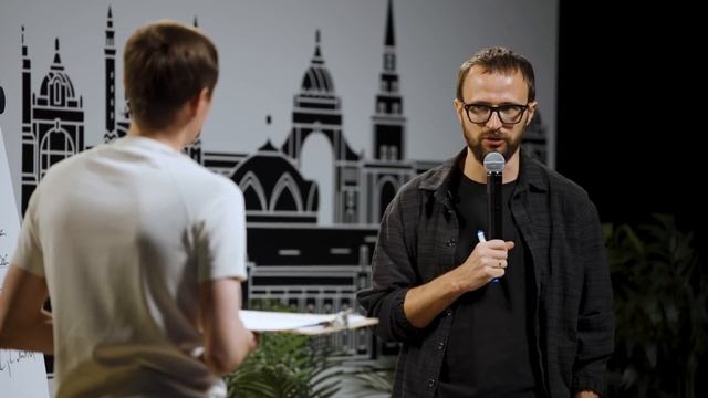 Владелец сети студий в Казани Константин Быков на разборах у Михаила Гребенюка