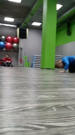 Брейкинг в фитнес центре Фит-Ап Волгодонск