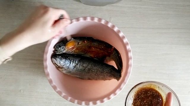 КАК ВКУСНО ПРИГОТОВИТЬ ФОРЕЛЬ В ДУХОВКЕ