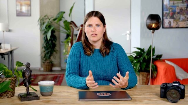 Stills (oftewel: een foto) uit je video halen | In Premiere, iMovie en DaVinci Resolve смотреть онлайн