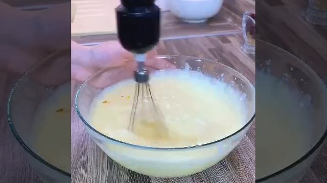 Воздушные творожные куличи с сухофруктами