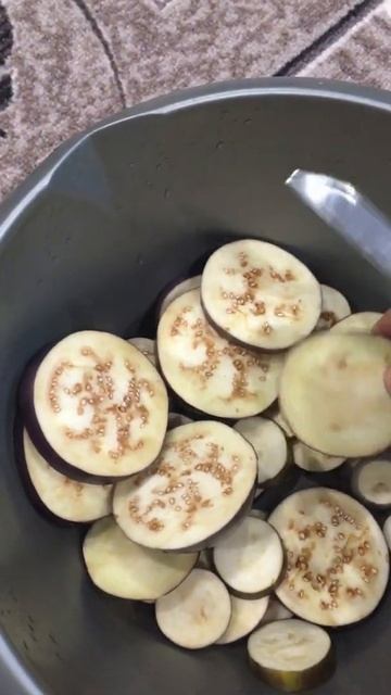 Баклажаны слоёные на зиму (действие 1) смотреть онлайн