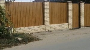 Строительство забора из кирпича и профнастила. ул.1 мая г. Краснодар