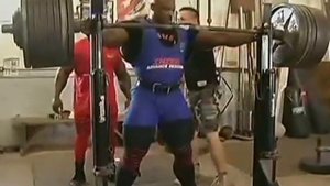 Ронни Колеман   приседает с 365 кг на 2 раза