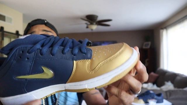 SUPREME x Nike SB DUNK Review -   AM I A HYPEBEAST?