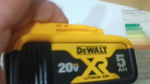 Dewalt 18в dcb 184 оригинал для азиатского рынка!!!