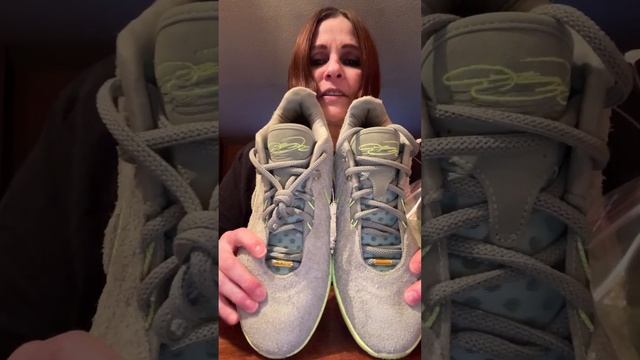 LeBron XXI Oil Green/Volt/Volt check out my review these shoes are 🔥