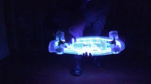 GLOWAVE светящиеся скейтборды