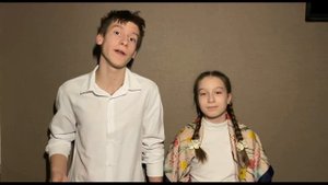 Стойковы Серафим (14 лет) и Евгения (11 лет). А. Решетов "Хозяйка маков"