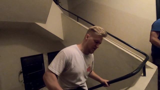 Ищу себя / Ливан / Пролог смотреть онлайн