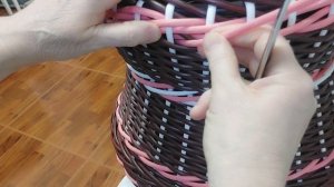 вставить лозы другого цвета в основное плетение не обрезая основной цвет. ГАЛИСАД Череповец