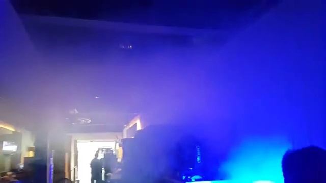 Дым машина 400 Вт LED смотреть онлайн