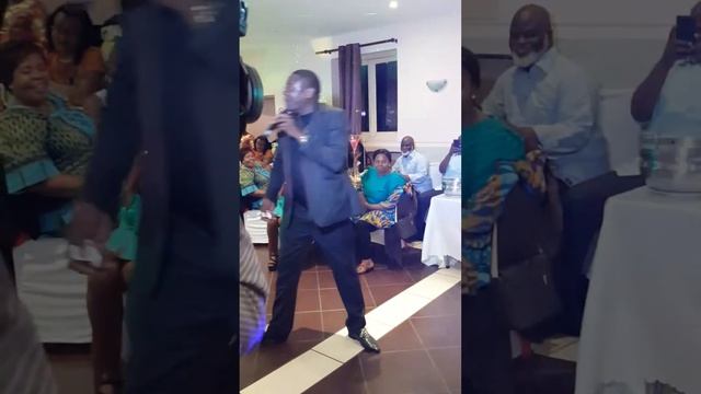 Bile Didier au mariage de Larisa Bobo смотреть онлайн