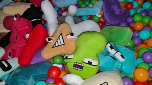 цифры и буквы алфавита лор мягкие игрушки для детей, играем в цифры и алфавит лора, alphabet lore