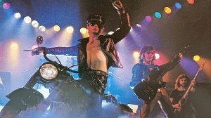 Редкий винил Мелодия, посылка с фирменным РОКОМ и МЕТАЛЛОМ.