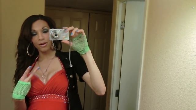 Transsexual Adult Filmstar " Unique Murcielago" says Quick Hello Update Feb, 10, 2012 смотреть онлайн