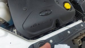 LADA GRANTA CROSS Контрольная проверка уровня масла в 127 двигателе пробег 19349км