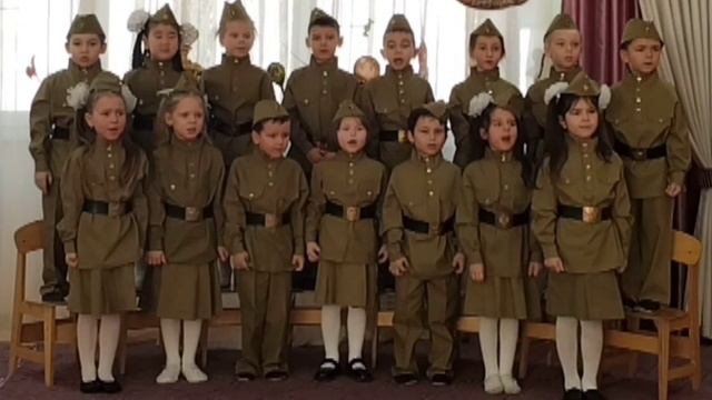 Песня «Катюша», исполняют воспитанники старшей группы №2 МБДОУ «Детский сад №15»