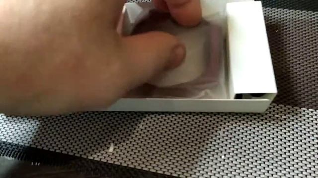 распаковка Xiaomi Mi Band 4 смотреть онлайн