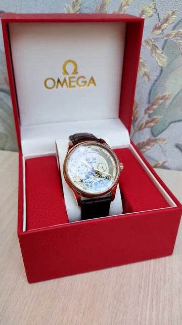 Золотистые #часы Omega #механические .⌚ #наручныечасы #tissot #hublot #omega #rolex #skmei #casio смотреть онлайн