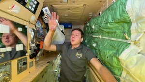 🛰 Обзор каюты на МКС нашего космонавта Кирилла Пескова