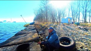 ОДИН НА ОСТРОВЕ. РЫБАЛКА НА ДОНКИ.