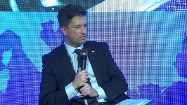 PANEL DYSKUSYJNY:  Cyberprzestrzeń - bezpieczeństwo przede wszystkim смотреть онлайн