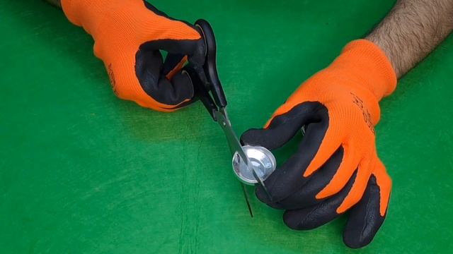 Insane Way to Open Any Lock Without a Key! 🔑 Ways to Open a Lock смотреть онлайн