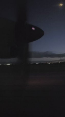 ATR72 SVX взлёт турбовинтовой самолёт