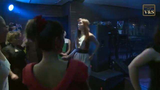 Аркадий Кобяков - А мне уже не привыкать (Москва Бутырка 24.05.2013) смотреть онлайн