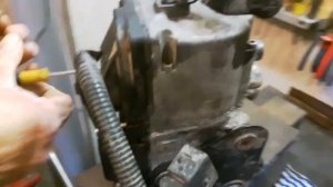 Замена подшипников вентилятора Eberspacher Volkswagen Sharan 2010 года