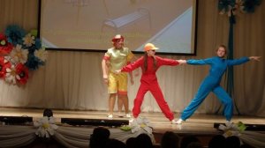 Театральная мини-сценка "Мы сидели на сиделке" (Леталка) + акробатика СТЭМ