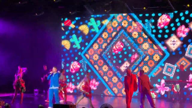 Это все она смотреть онлайн