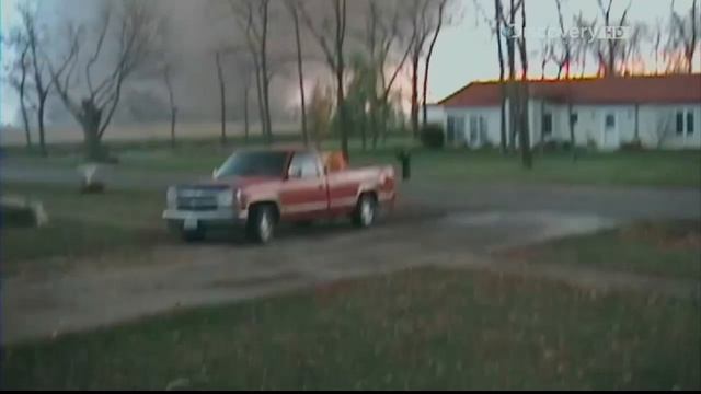 Хаос в действии: кадры очевидцев 2 серия (документальный сериал, 2015)