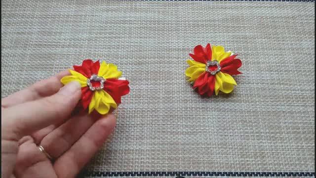 Бантики из репсовых лент #Канзаши