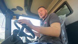 Claas Dominator 370 , такого я от него не ожидал . Работа в поле , первые впечатления !