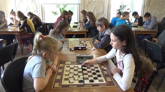 15.05.2019 Чемпіонат України серед молоді з шашок (бразильська версія). Блискавична гра смотреть онлайн