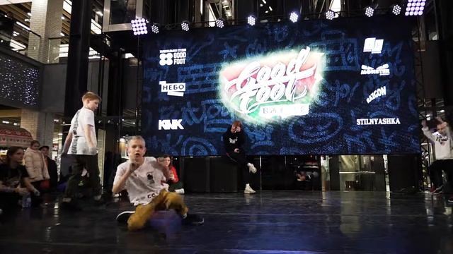 Чипсы vs Никита Филипов | 1/ 2  Hip Hop Kids | GOOD FOOT BATLE 2019