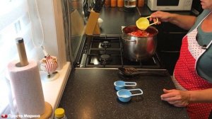 Салат из баклажанов с огурцами на зиму. Простой рецепт.
