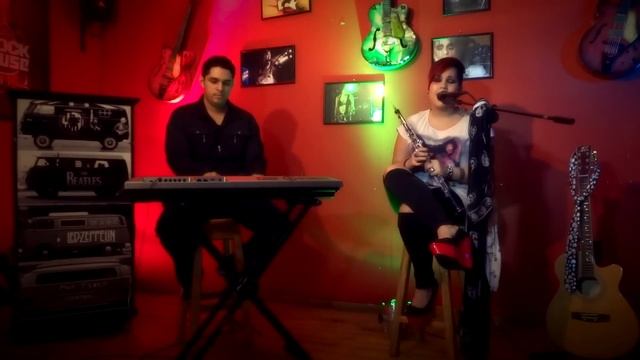 Vinyl - English Man in New York (Cover) смотреть онлайн