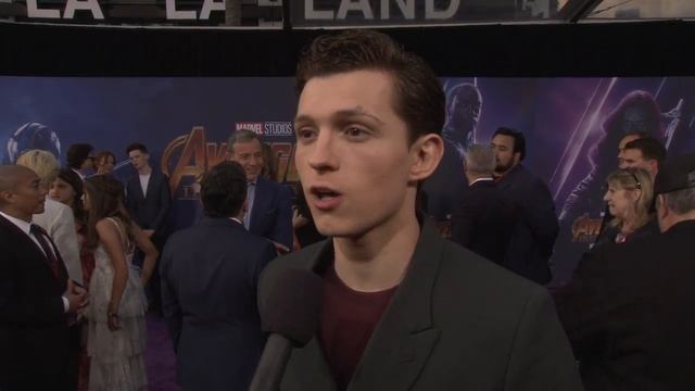 Avengers: Infinity War: Tom Holland "Spider-Man" World Premiere Movie Interview | ScreenSlam смотреть онлайн