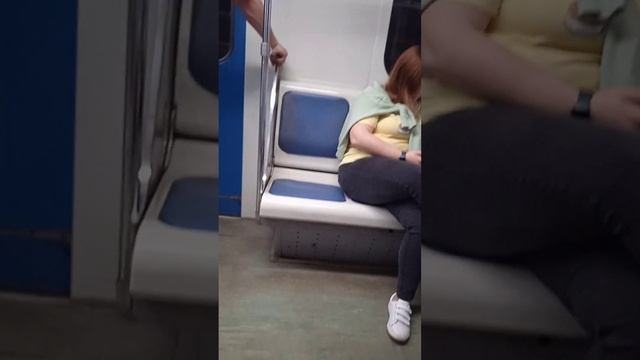 Едем по Люблинско-Дмитровской линии на поезде 81-717.5М/714.5М от Бутырской до Фонвизинской смотреть онлайн