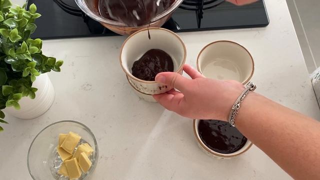 Tencerede Çikolatalı SUFLE Yapımı-7 Dakikada Sufle Yapımı🍫Fırınsız Kolay SUFLE