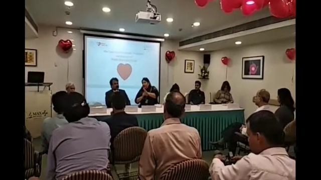 Heart , how to keep it going , A workshop by Doctors at Max Hospital, Patparganj, with Dr Anil Bha смотреть онлайн