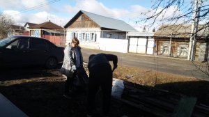 ПРОСТАЯ ЖИЗНЬ 45// ПРИБРАЛИ ПРИДОМОВУЮ ТЕРРИТОРИЮ//АНДРЕЙ КУПИЛ ЗАПЧАСТИ К МАШИНЕ