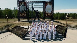 Ансамбль  "Ыллаа туой" " Баар буоллун өрүү күммүт"