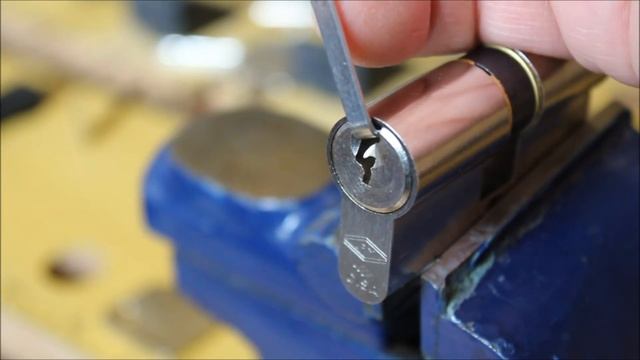 Crochetage cylindre JPM Cisa SP face B смотреть онлайн