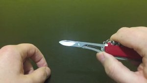 Видеообзор на Нож Victorinox 1.3703 CLIMBER, 91 мм., красный
