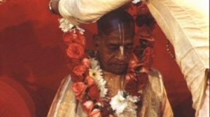 Беседа Шрилы Прабхупады с учениками 04.04.1974, Бомбей. Как не надо читать БГ и ШБ.